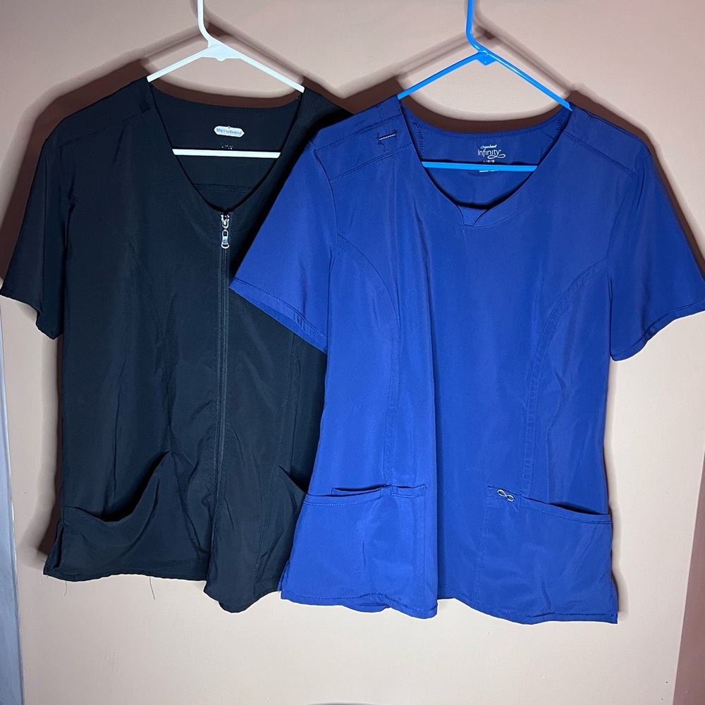 2 scrub tops - Navy & Black